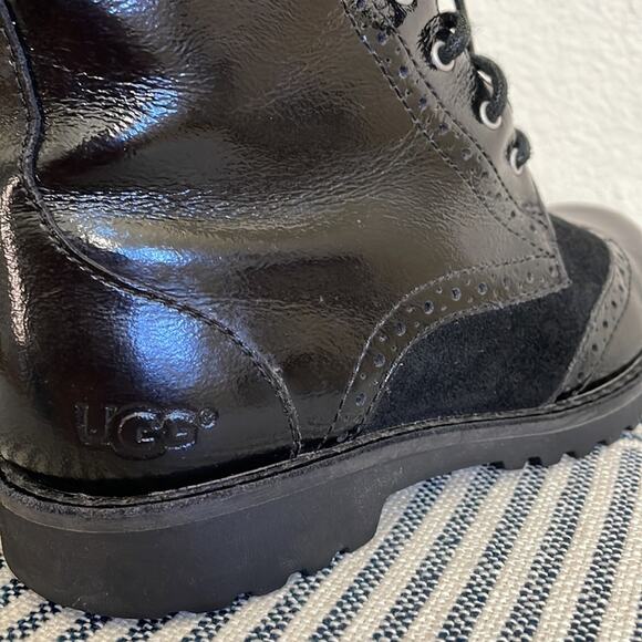 UGG Little Girls Black Patent Leather and Suede Chadwick Lace-Up Wingtip Boots - Picture 6 of 13